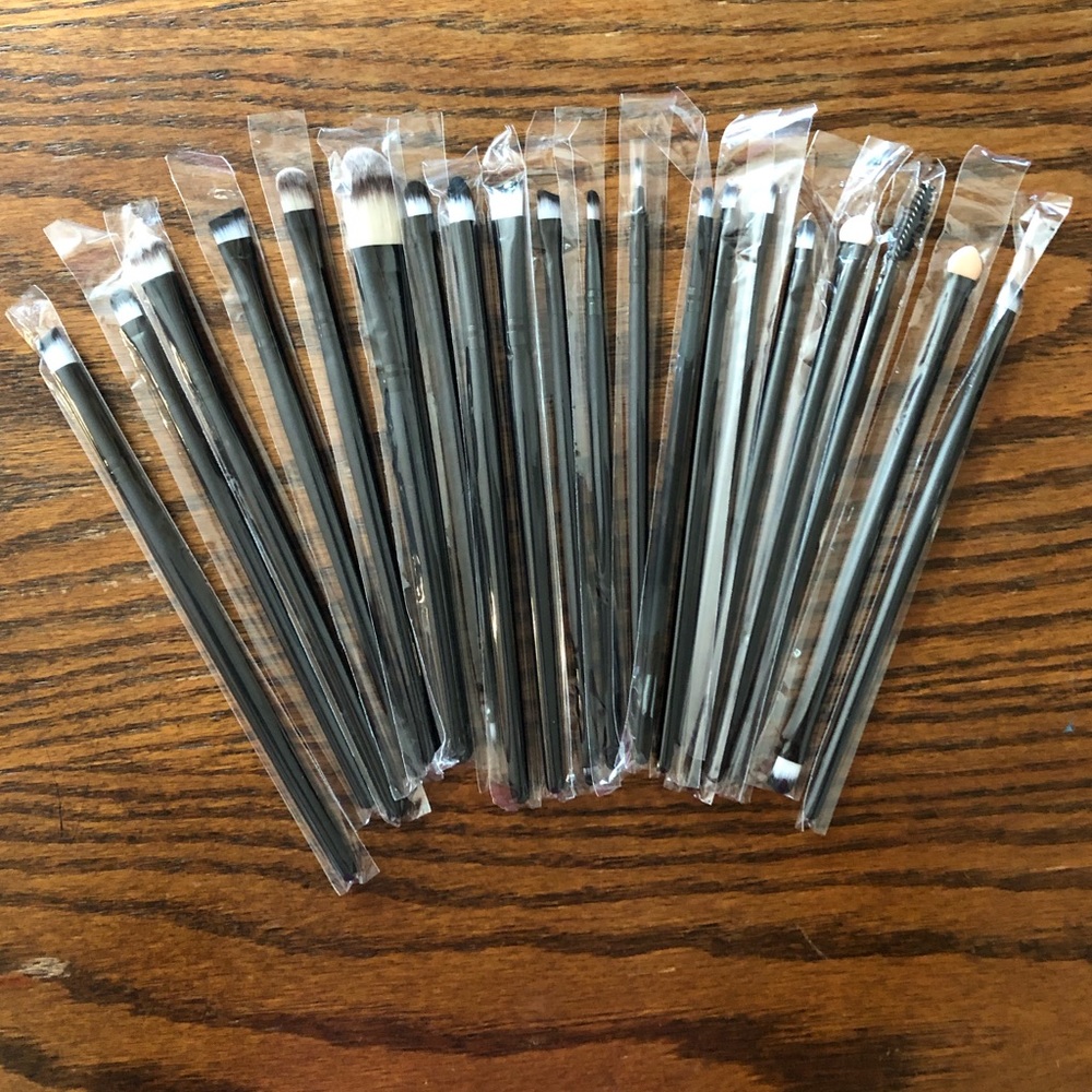 20 Pcs  Makeup Brushes Black
